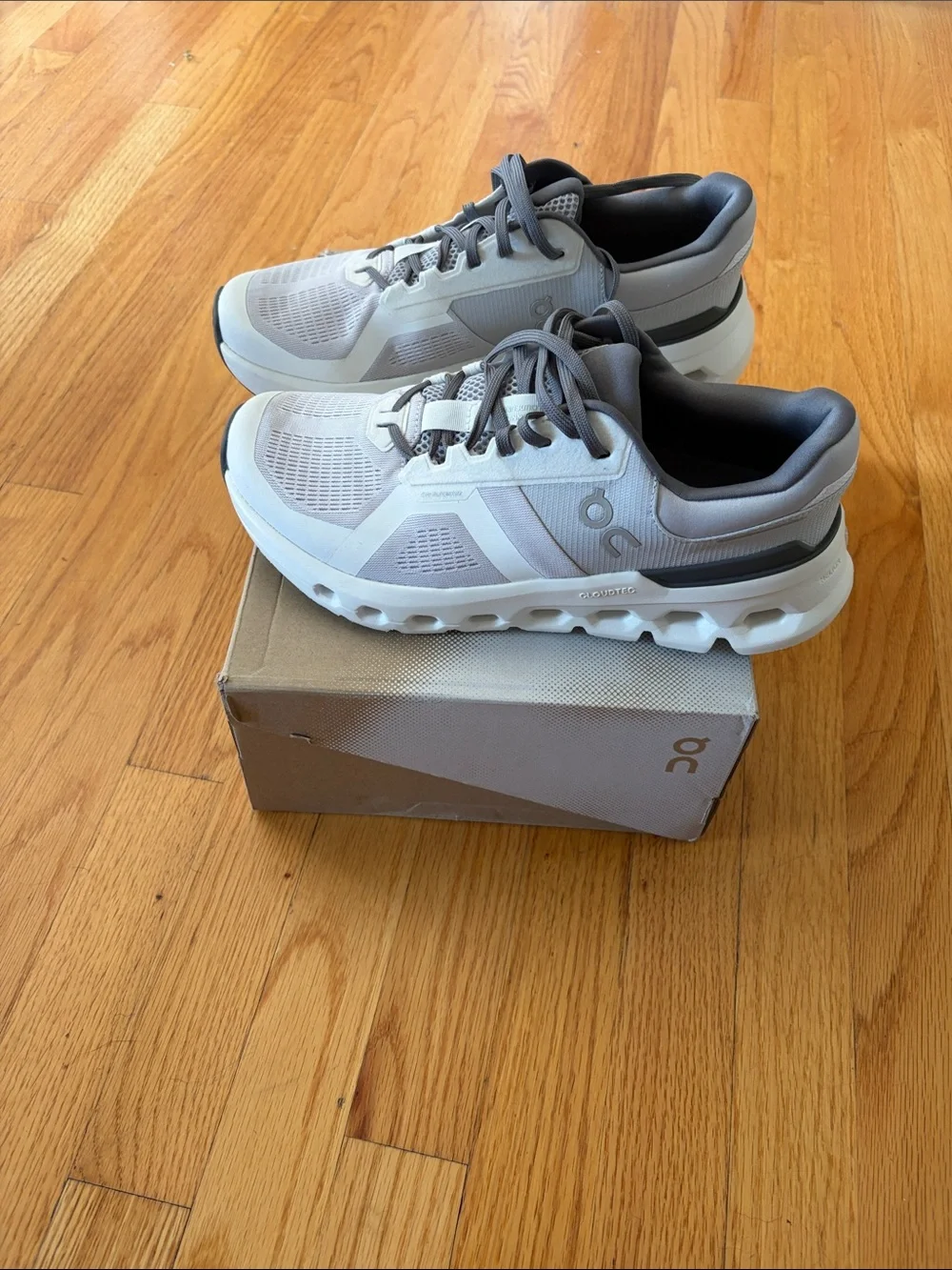 On Running Kids Light Gray and Dark Gray Sneakers